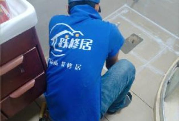 衛生間漏水維修全攻略：從診斷到完美修復